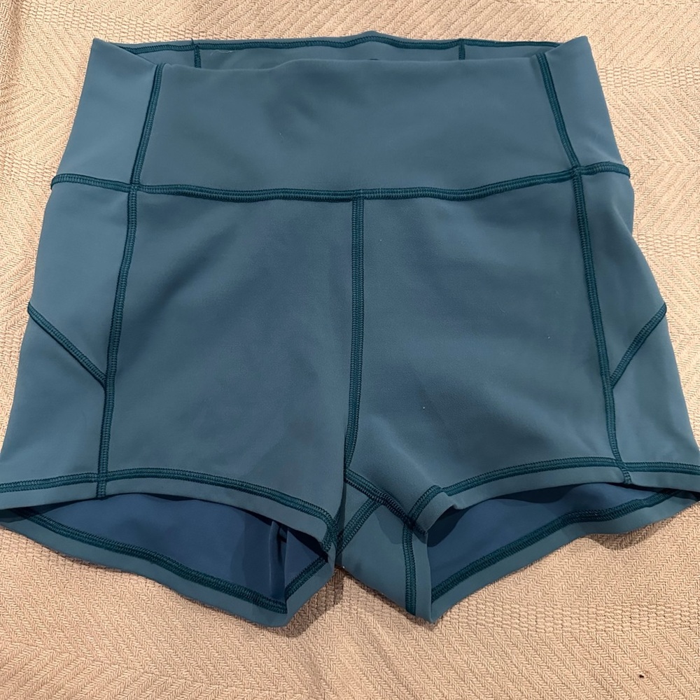 In-movement high rise short 2.5 inches — everlux online only